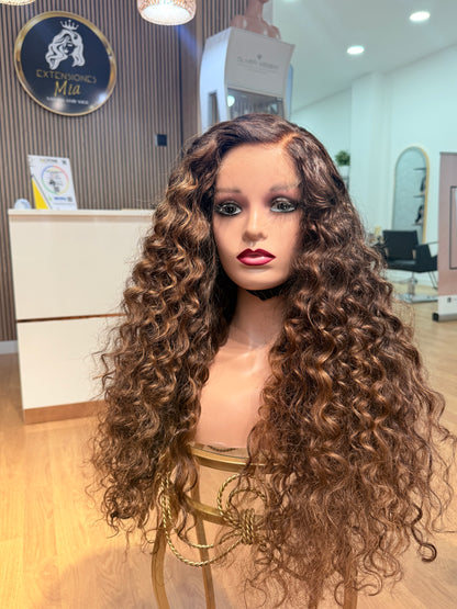 CAMI CURLY